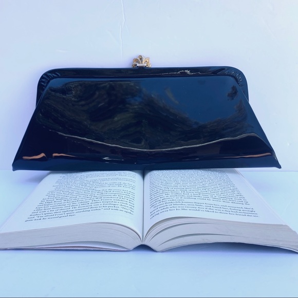 Vintage Clasp Black Patent Leather Clutch Purse - Picture 2 of 5